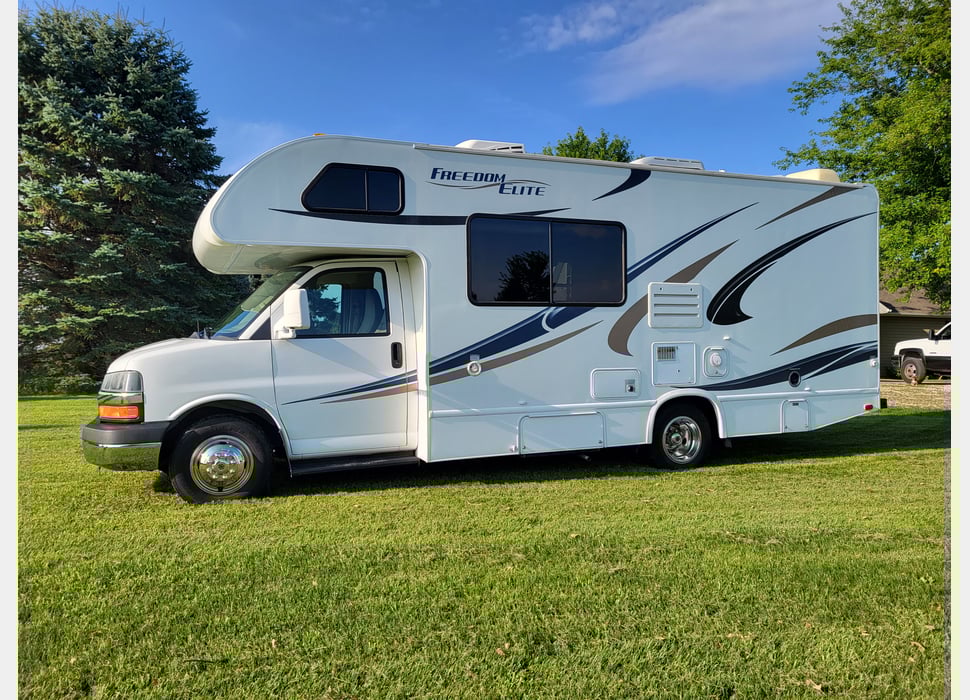 Class C Motor Home rentals in Dubuque