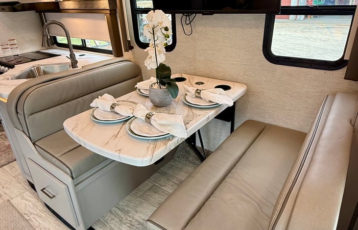 Convertible dinette bed