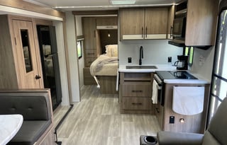 BRAND NEW Grand Design Imagine 25DBE Luxury RV