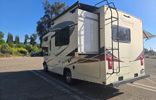 2019 coachmen freelander 21rs