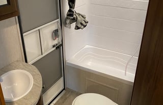 2019 Mallard – Family RV w/ Outdoor Kitchen