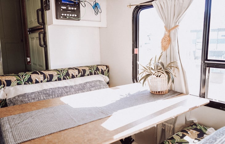 Dinette converts to bed