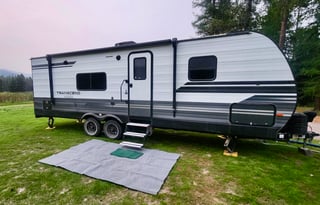 Camper Sleeps 9!!  :)