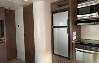 CBs Travel Camper