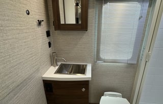 2024 Winnebago View Mercedes