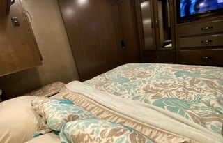 2019 Thor Freedom Elite Bertha the Big House on wheels