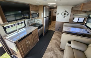 2020 Forest River RV Georgetown -2 full bathrooms!