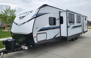 2021 CrossRoads RV Volante 32SB