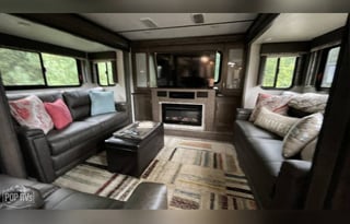 The Landing - '19 Keystone RV Montana H C 375FL