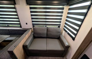 Cherokee Arctic Wolf | Luxury 5th Wheel Bunkhouse