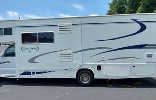 2004 Jayco Greyhawk Class C  RV w/ 2 Slideouts