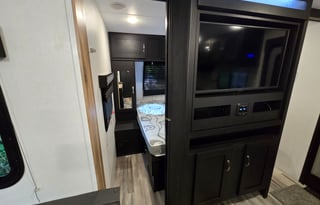 AR's 2022 coachmen freedom express 258bhs