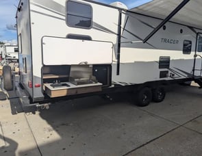 Prime Time RV Tracer Breeze 31BHD