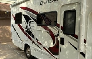 2021 Thor Motor Coach Chateau 25V