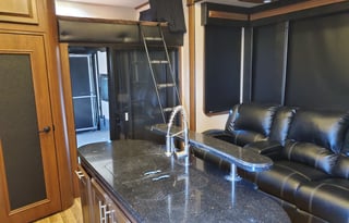 2015 Jayco Seismic 3914