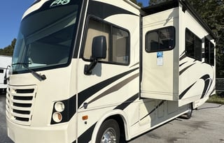 Spacious RV for a King (and Queen)