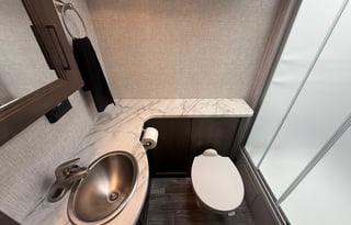 Hurricane Thor – Your Home on the Highway