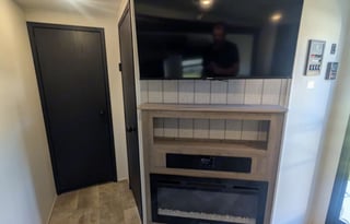 2025 Puma Luxury Bunkhouse