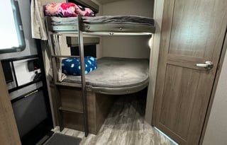 2021 Grand Design Imagine 2800BH Travel Trailer