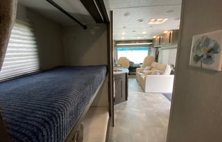 2022 Coachmen RV Pursuit