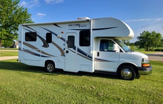 2014 Thor Motor Coach - Freedom Elite 23U