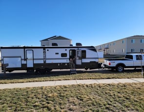 Keystone RV Hideout 318BR