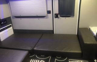 ROVER RV -  “Look at me! Rent me!”