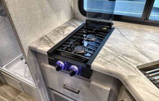 2026 Thor Coleman 28EZF with Camping Essentials