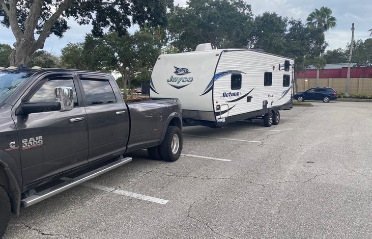 Heavy duty towing so I can bring your toys too. Golf cart available to rent at extra cost.