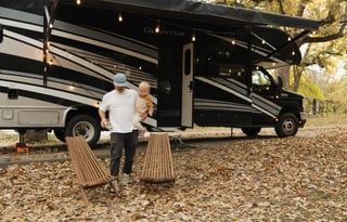 2023 Quantum LF31 Bunkhouse, Dual AC's+Solar (CA)