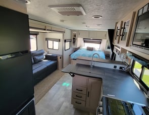 Coachmen RV Apex Ultra-Lite 211RBS