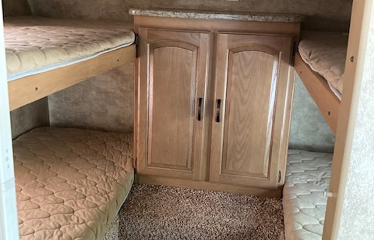 4 bunks in the bunkhouse!