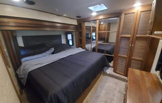 2016 Keystone RV Raptor 300MP