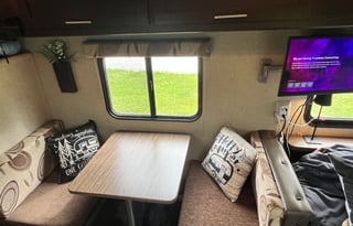 Wolf Pup 16BHS-Easy Tow, Sleeps 5, Pet OK, LOADED!