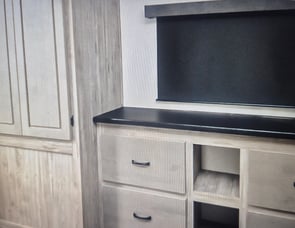 Forest River RV Coachmen Chaparral 375baf