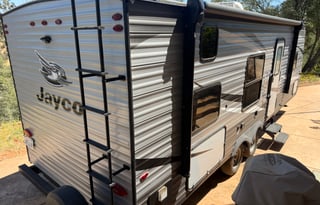 Spacious Clean 29' Jayco Travel Trailer
