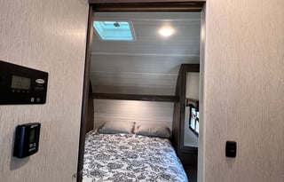 2022 Forest River RV Shockwave 25RQMX