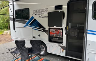 “Surefoot” - AWD RV For Year Round Adventures