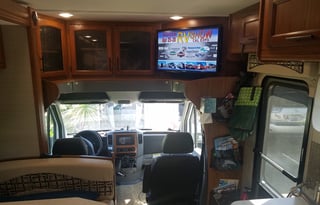 2017 Mercedes Benz Jayco Melbourne 24K