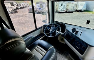 Luxury Personified: The Holiday Rambler