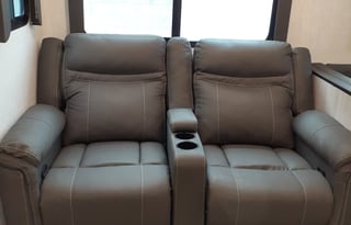 Stocked, Pet Friendly Coachmen 29' Delivery Only