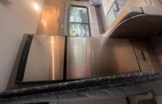 Family and Pet Friendly fun in this Freelander RV!