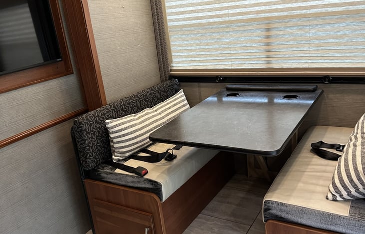 Dinning table, can sleep a child