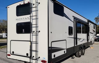 Keystone Montana High Country 351BH