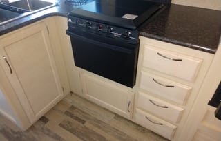 2018 Winnebago 2455BHS