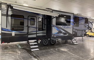 Turner Family Abode on Wheels - Pet Friendly!