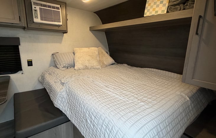 Main bed
