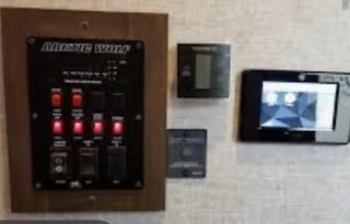 2018 Forest River-California Cherokee Arctic Wolf