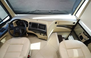 2012 Tiffin Motorhomes Phaeton 40 QBH