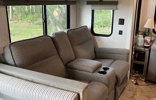 2021 Palomino Puma "Cozy Palomino"